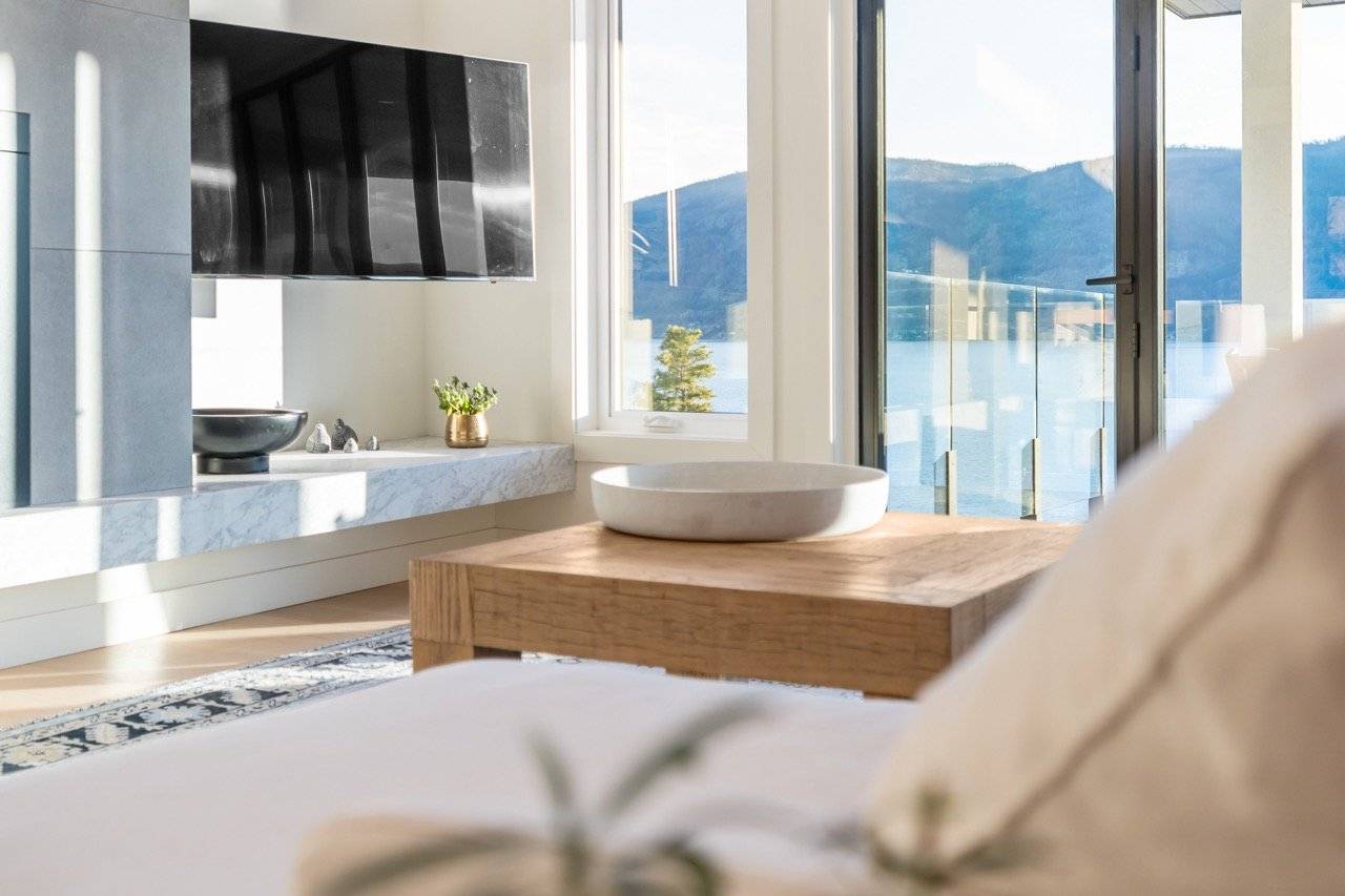 Preparing home for real estate photo shoot Kelowna bright interior